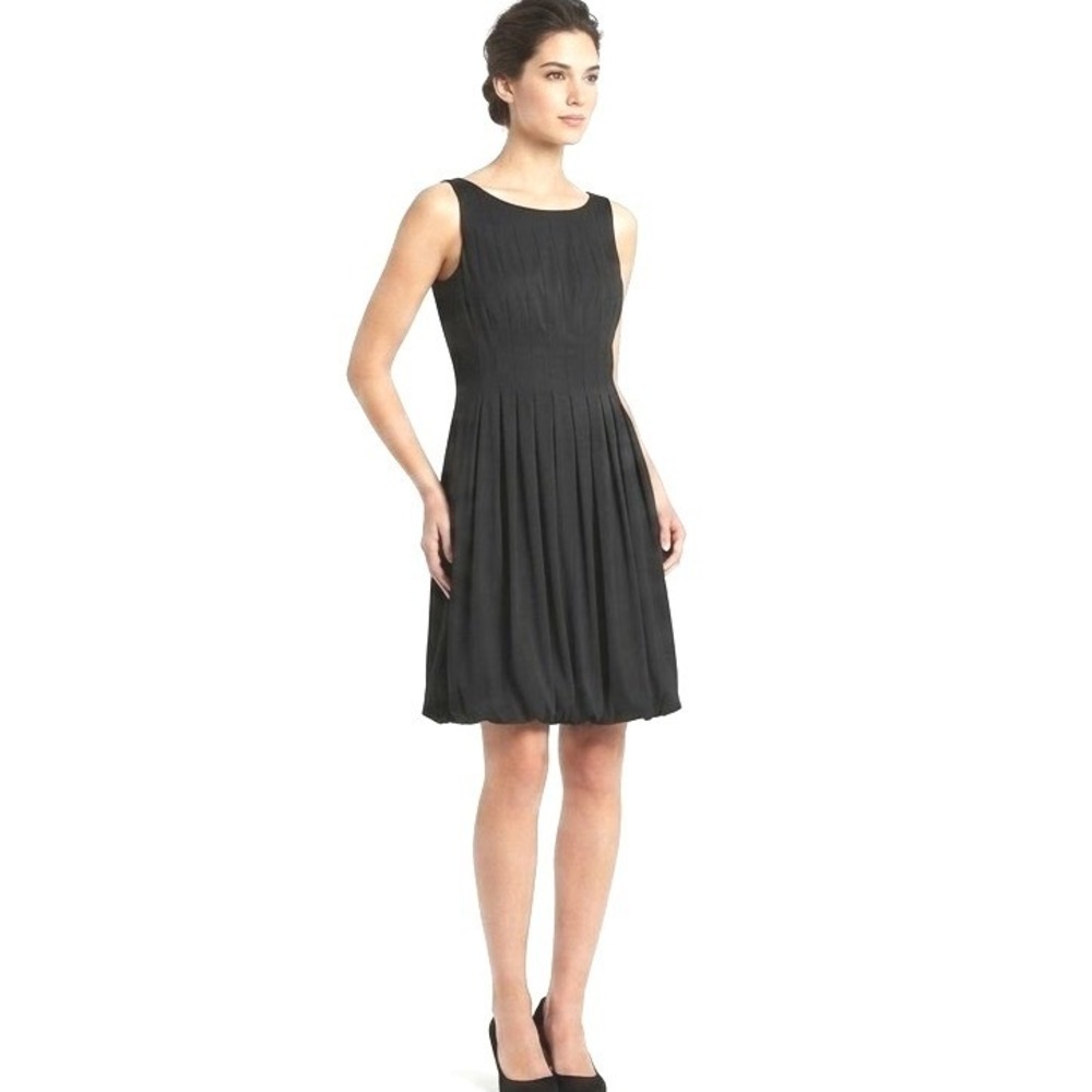 Maggy London Cocktail Dress Women 12 Black Pleated Bubble Hem Sleeveless Formal